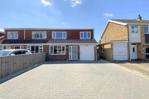 3 bedroom semi-detached house for sale, Scrivelsby Court, Cleethorpes