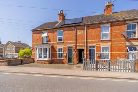 3 bedroom terraced house for sale, Hawthorn Bank, Spalding