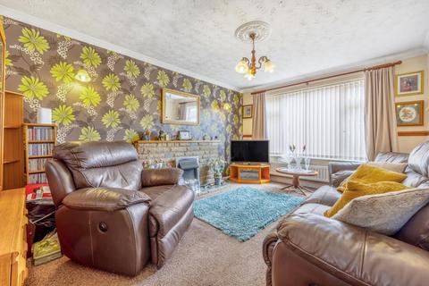 2 bedroom detached bungalow for sale, Woodfield Close, Spalding