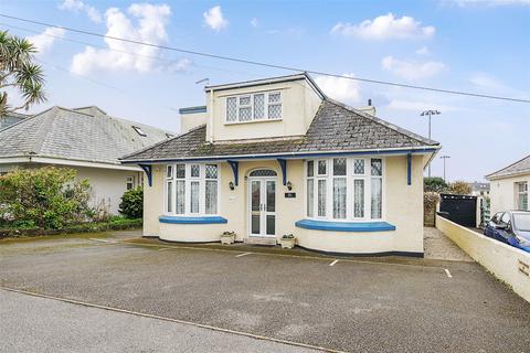 Guest house for sale, 4 Godolphin Way, Newquay TR7