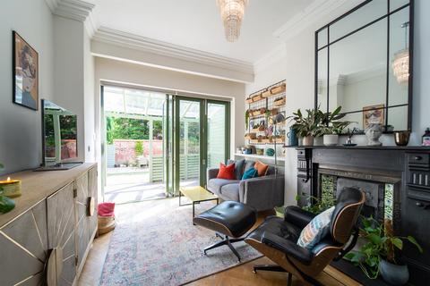 5 Blair Road, Manchester, M16 8NS