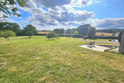 4 bedroom detached bungalow for sale, Solomons Tump, Huntley, Gloucester