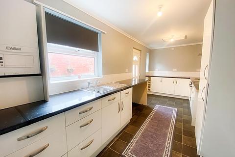 3 bedroom terraced house to rent, Rising Sun Cottages, Wallsend