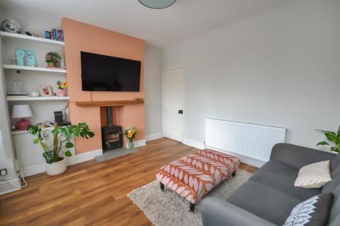 2 bedroom end of terrace house for sale, Lincoln Grove, Radcliffe on Trent, Nottingham