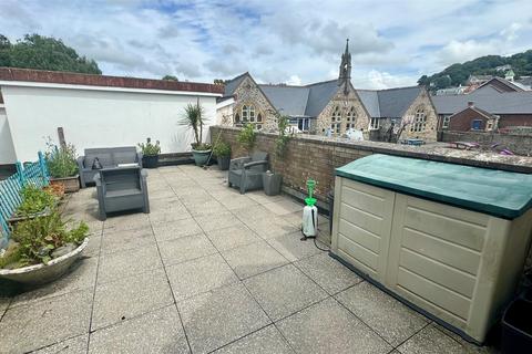 2 bedroom flat for sale, Caen Street, Braunton EX33