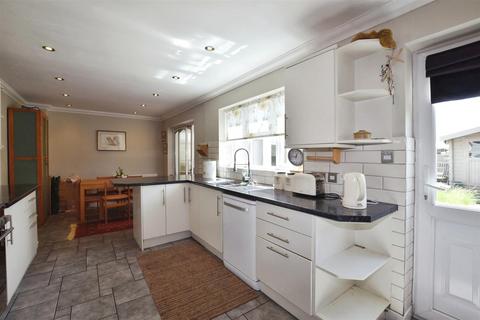 4 bedroom detached house for sale, Woodhead Close, Stamford