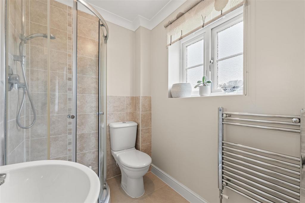 Ensuite shower room