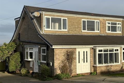 4 bedroom semi-detached house for sale, Coxley View, Wakefield WF4