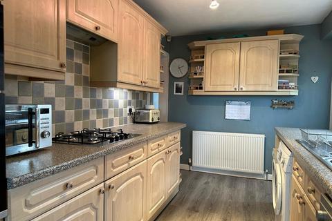 3 bedroom semi-detached house for sale, Coxley View, Wakefield WF4