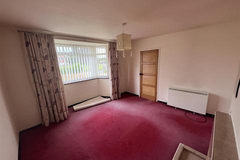 3 bedroom semi-detached house for sale, Charles Square, Hassall Green, Sandbach