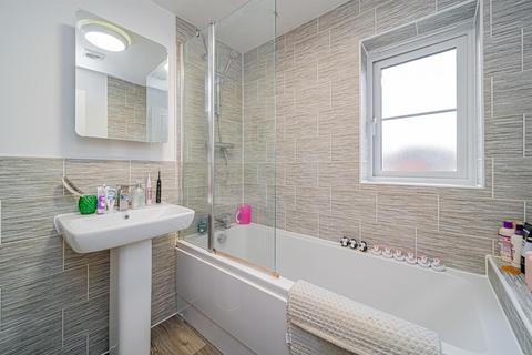 3 Asquith Avenue, Melksham, SN12 7GY