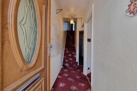 161 Henley Road, Ilford, IG1 2TP