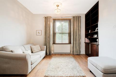 1 bedroom flat for sale, Hermon Hill, Wanstead