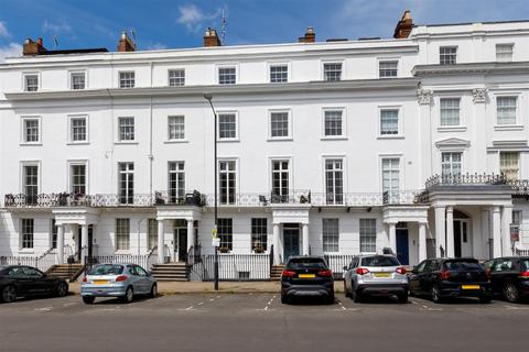 6 bedroom townhouse for sale, Clarendon Square, Leamington Spa