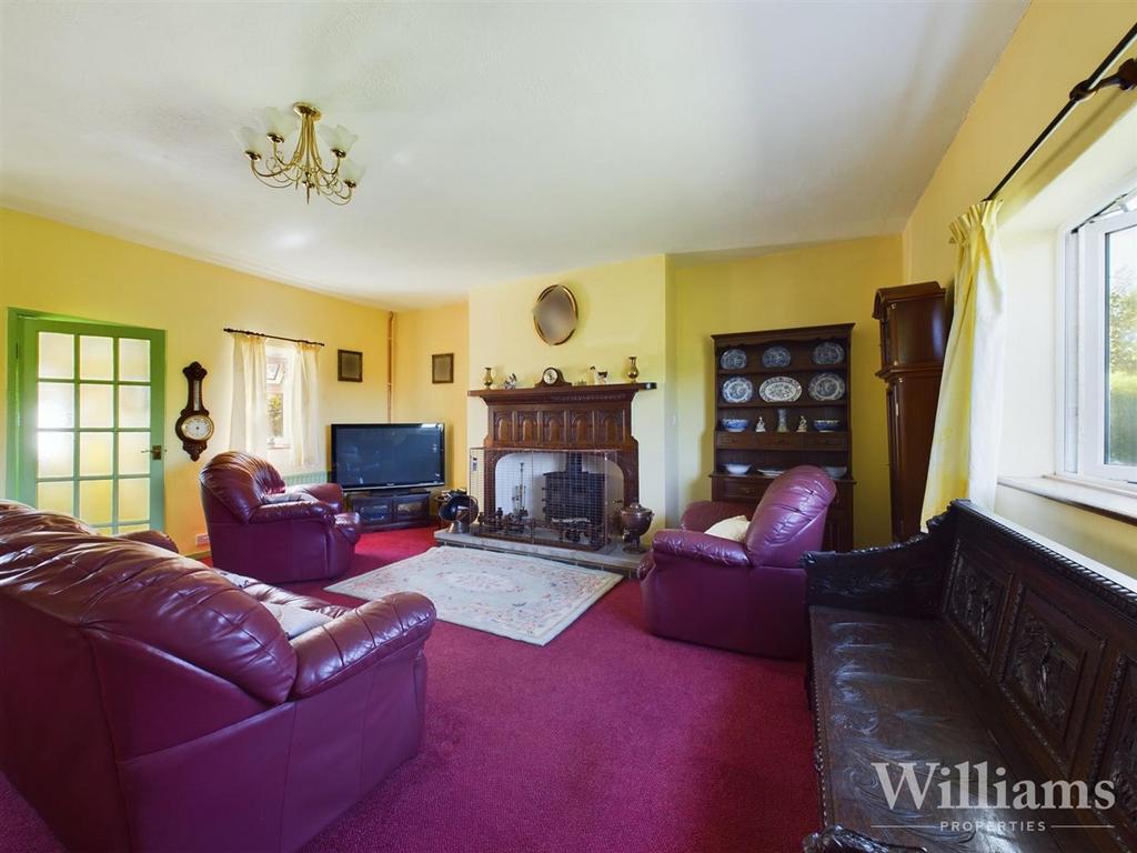 CAM02861 G0-PR0209-STILL003.jpg