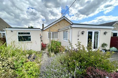 2 bedroom detached bungalow for sale, Woodfield Close, Spalding