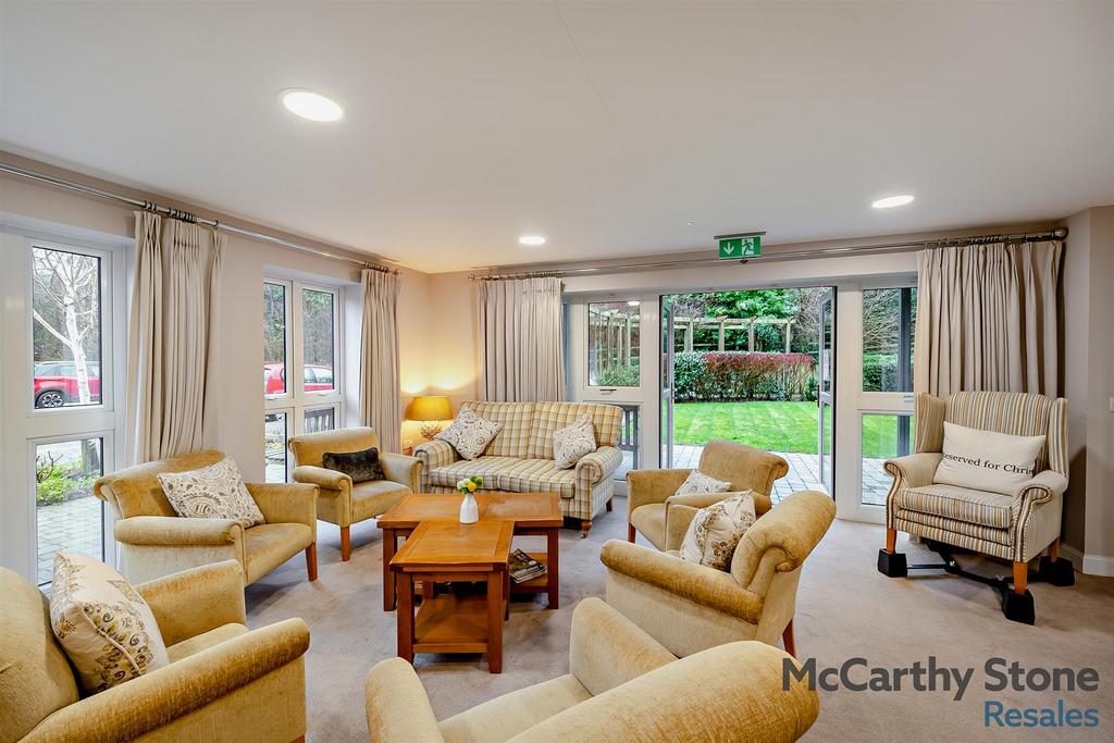 Homeowners Lounge