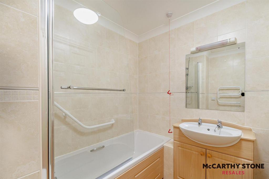8610103-interior15-800.JPG