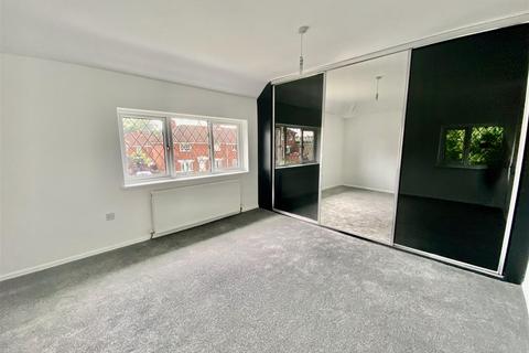 21 Almond Crescent, Gateshead, NE8 2TE