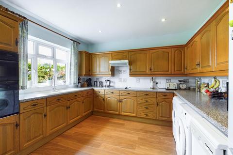 5 bedroom detached house for sale, Old Farleigh Road, South Croydon, Surrey