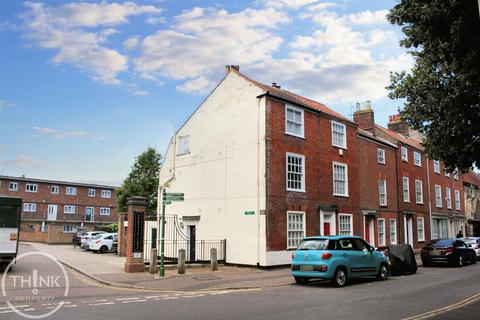 3 bedroom end of terrace house for sale, Tolhouse Street, Great Yarmouth NR30