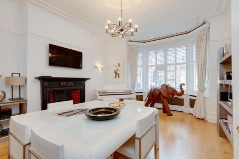 6 bedroom end of terrace house to rent, Glenloch Road, Belsize Park NW3