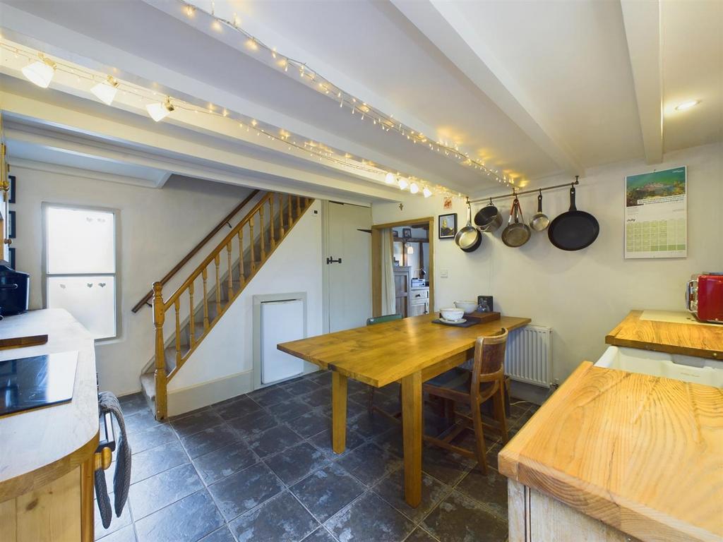 Back Lane, Warslow, Nr Buxton 2 bed terraced house - £275,000