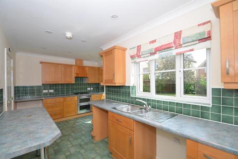 71 Brooke Grove, Ely, CB6 3WT