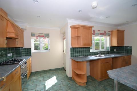 71 Brooke Grove, Ely, CB6 3WT
