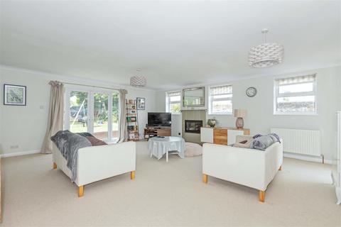 6 bedroom house for sale, Chesswood Road, Worthing