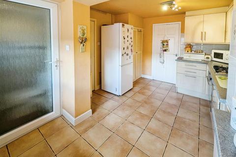 2 Warwick Way, Corby, NN17 2TF