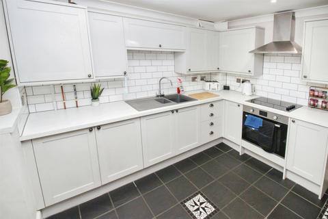 40 Waltham Close, Corby, NN17 2YF