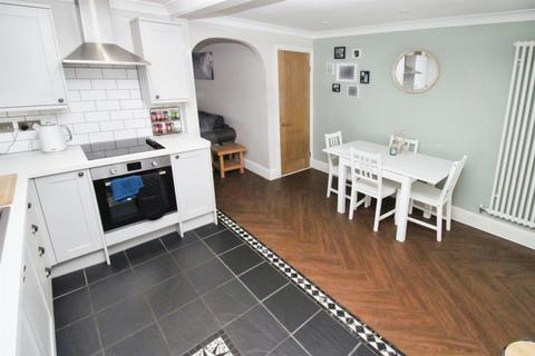 40 Waltham Close, Corby, NN17 2YF