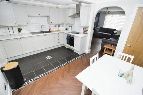 40 Waltham Close, Corby, NN17 2YF