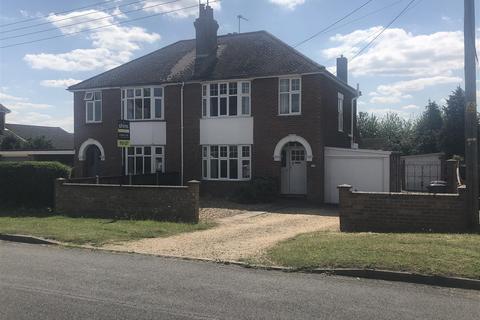 3 bedroom semi-detached house to rent, Folly Road, Mildenhall IP28