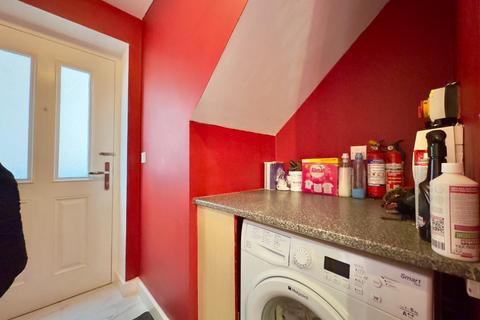 38 Cross Lane, Royston, Barnsley, S71 4AT
