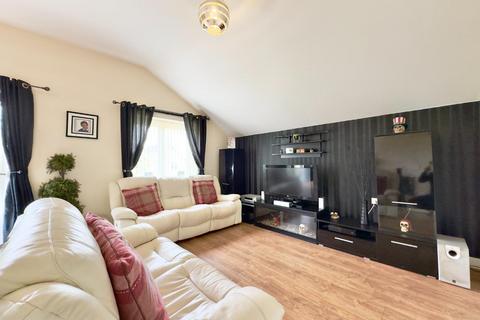 38 Cross Lane, Royston, Barnsley, S71 4AT