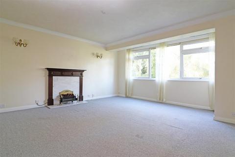 2 bedroom flat for sale, Oakfield Drive, Reigate