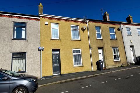 31 Derrick Road, Bristol, BS15 8DS