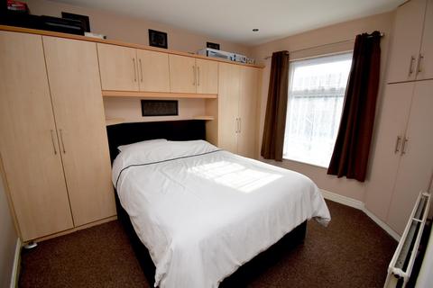 31 Derrick Road, Bristol, BS15 8DS
