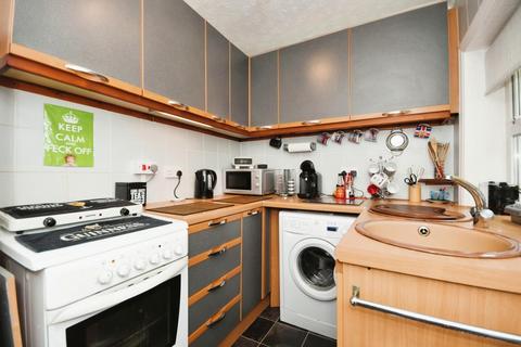 2 bedroom terraced house for sale, Goodwin Road, Sheffield