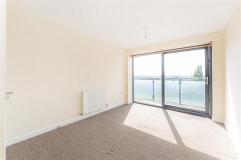 2 bedroom flat for sale, McFadden Court, Buckingham Road, London