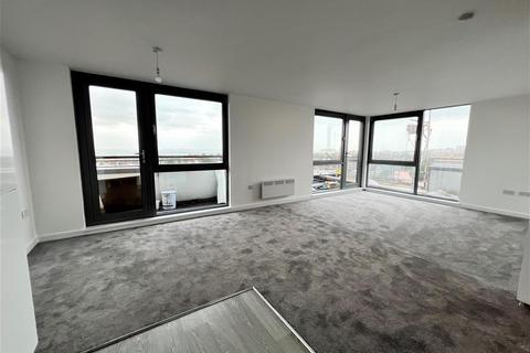 2 bedroom penthouse to rent, Southchurch Road, Southend-On-Sea