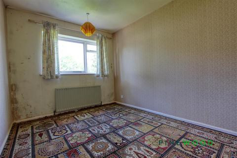 15 Chestnut Drive, Clowne, Chesterfield, S43 4JG