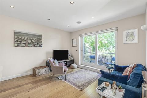 2 bedroom flat for sale, Upper Richmond Road, Putney, SW15