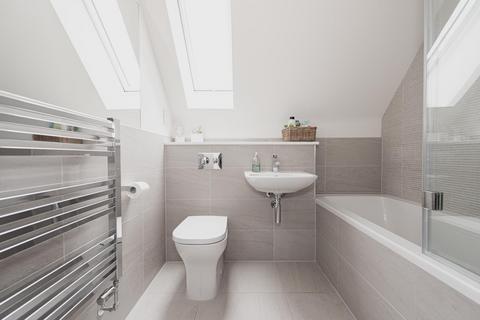 7 Downs Reach, Epsom, KT17 3DJ