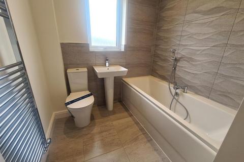 3 bedroom end of terrace house to rent, Hope Drive, Whitehaven CA28