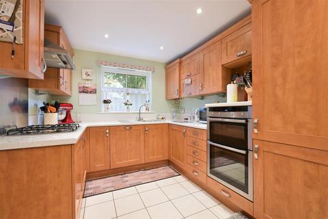 3 bedroom terraced house for sale, Horton Crescent, Epsom