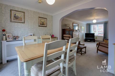 4 bedroom detached house for sale, Oxborrow Close, Frinton-On-Sea CO13