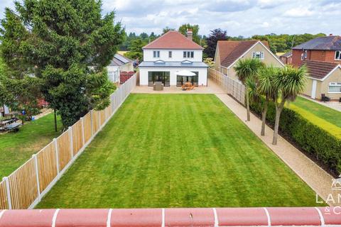 Woodview Clacton Road, Weeley Heath, Clacton-on-sea, CO16 9ED